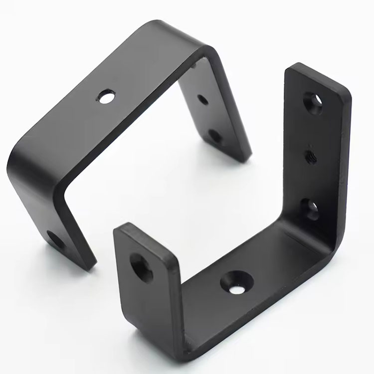 Mitkä ovat yksittäisen rei'ityskoneen komponenttien erityiset sovellukset teollisuudessa?